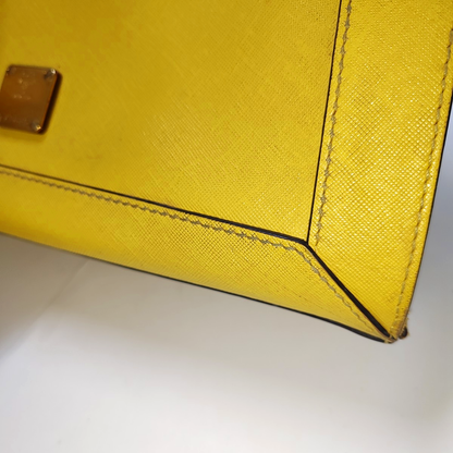 MCM NUOVO Yellow Leather Sling Shoulder Bag Golden hardware Removable shoulder strap-(SKU)-940313912