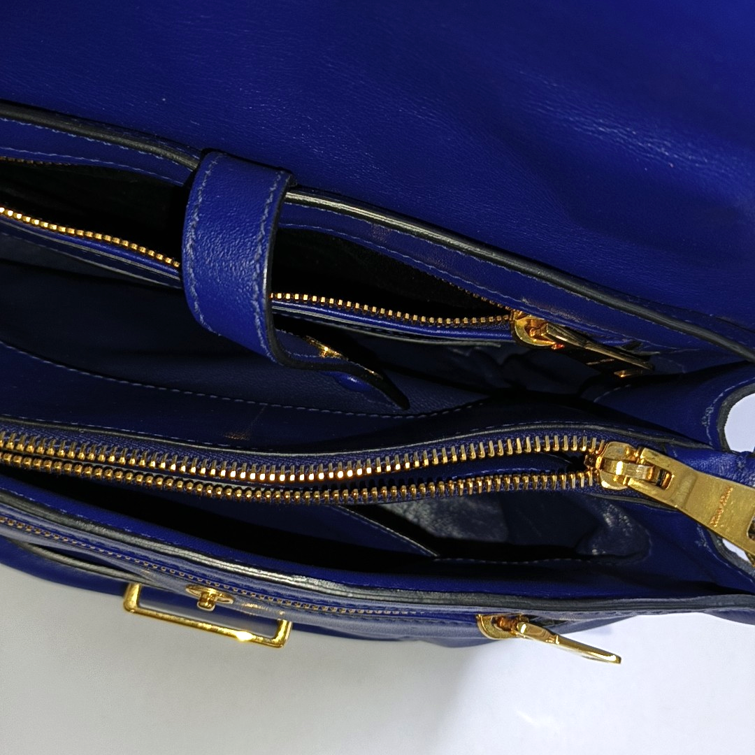 Miu Miu Blue cowhide crossbody, handbag, shoulder bag Golden hardware Removable shoulder strap-(SKU)-947569134