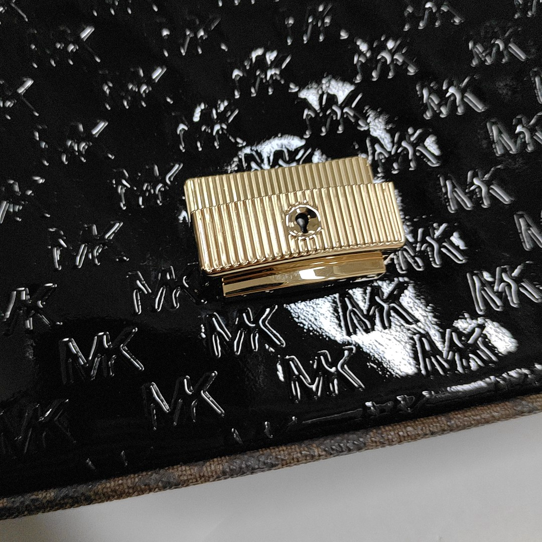 MICHAEL KORS Black Leather Damask Single Shoulder Bag Handbag Crossbody Bag Golden hardware shoulder straps-(SKU)-13817272