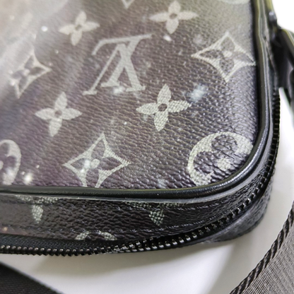 LOUIS VUITTON ALPHA Grey Coated Canvas Monogram Printed Camera Bag Shoulder Bag Crossbody Bag Black Hardware-(SKU)-959853480