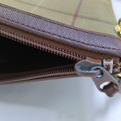BURBERRY Light Green Canvas Clutch Brown Hardware-(SKU)-959766282