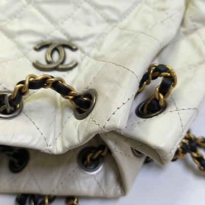 CHANEL GABRIELLE small size white leather quilted Gabrielle bag, backpack with gold ruthenium hardware and 24 chain links-(SKU)-968674094