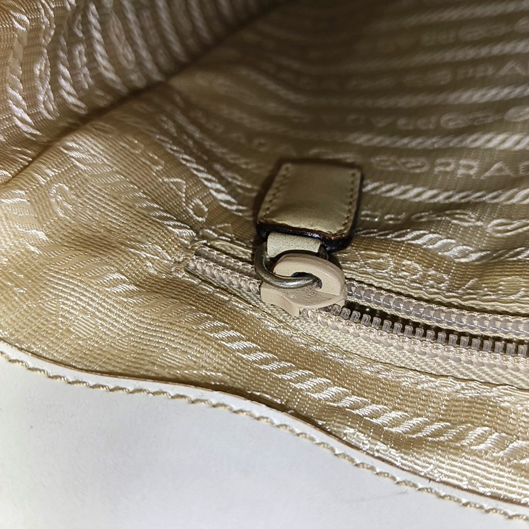 PRADA Beige Leather Single Shoulder Bag Silver Hardware-(SKU)-932498000