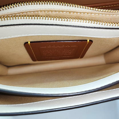 COACH White cowhide carriage single shoulder bag crossbody bag handbag Golden hardware Removable shoulder strap-(SKU)-935360899