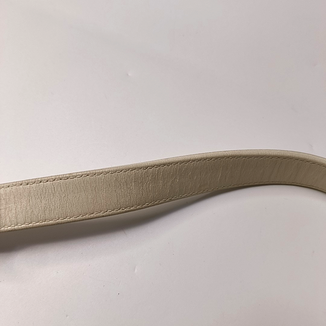 CHANEL BOY CHANEL Medium White Lamb Skin Quilted Single Shoulder Bag Detachable Strap Rhodium Hardware 18 Clasp-(SKU)-959564808