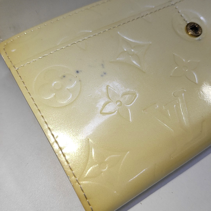 LOUIS VUITTON PORTE MONNAIE Light Yellow Patent Leather Monogram Embossed Wallet Golden hardware-(SKU)-938135509