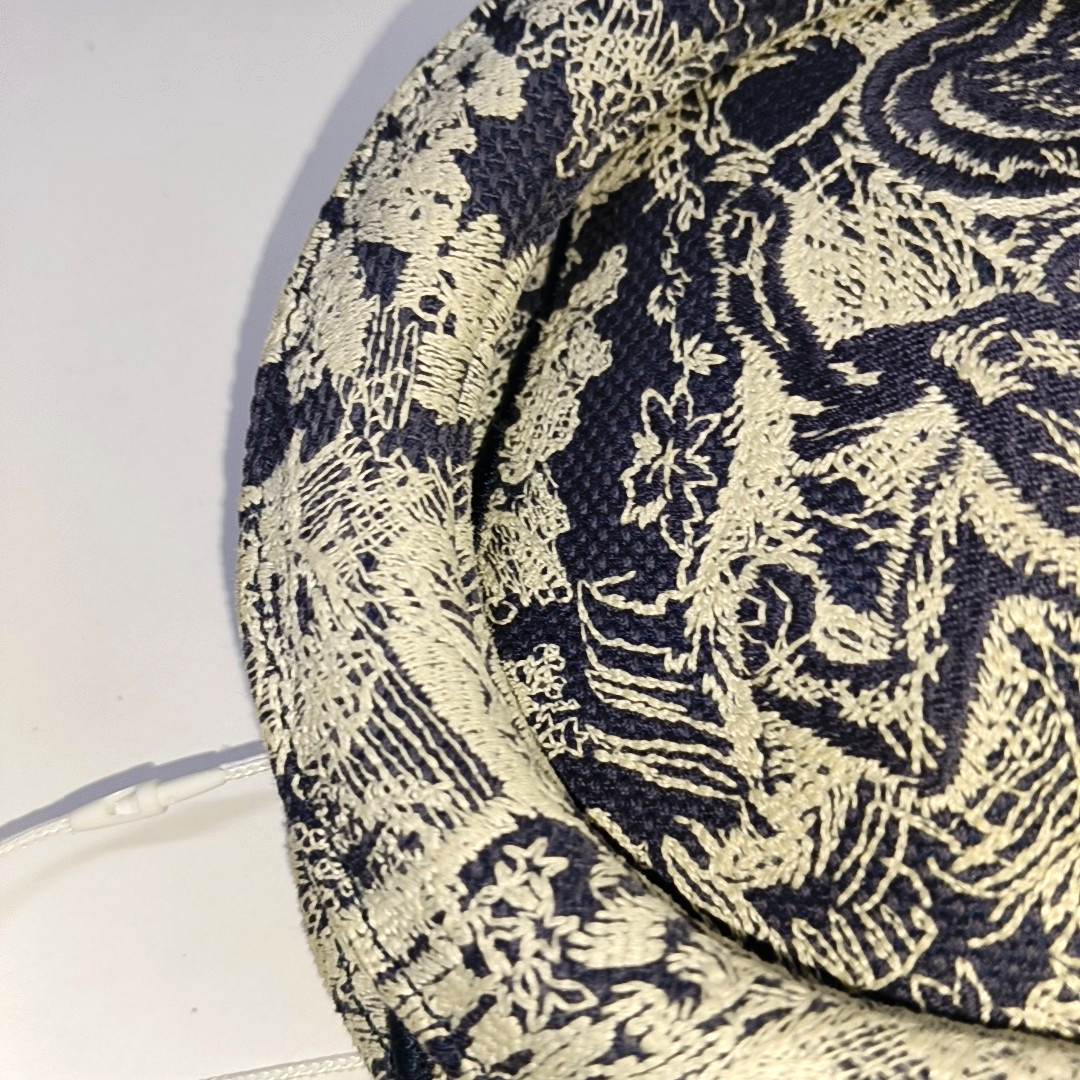 DIOR Lady D-Lite medium size blue fabric embroidered shoulder bag gold hardware detachable shoulder strap-(SKU)-934742654