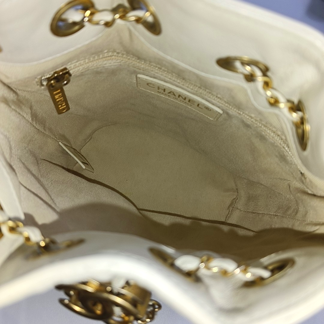 CHANEL DRAWSTRING Large White Lamb Leather Quilted Shoulder Bag with Removable Strap-(SKU)-963594078