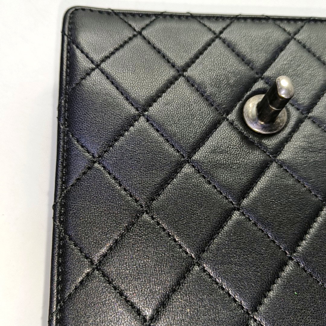 CHANEL CLASSIC VERTICAL PEARL Small Size Black Lamb Skin Quilted Crossbody Shoulder Bag Silver Hardware 29 Clasp-(SKU)-957700212