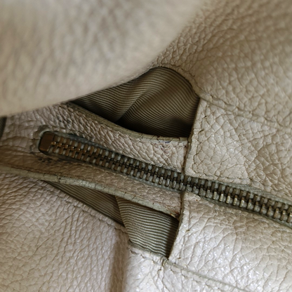 DIOR Tote bag White cowhide waffle pattern quilted single shoulder bag Golden hardware-(SKU)-957417098