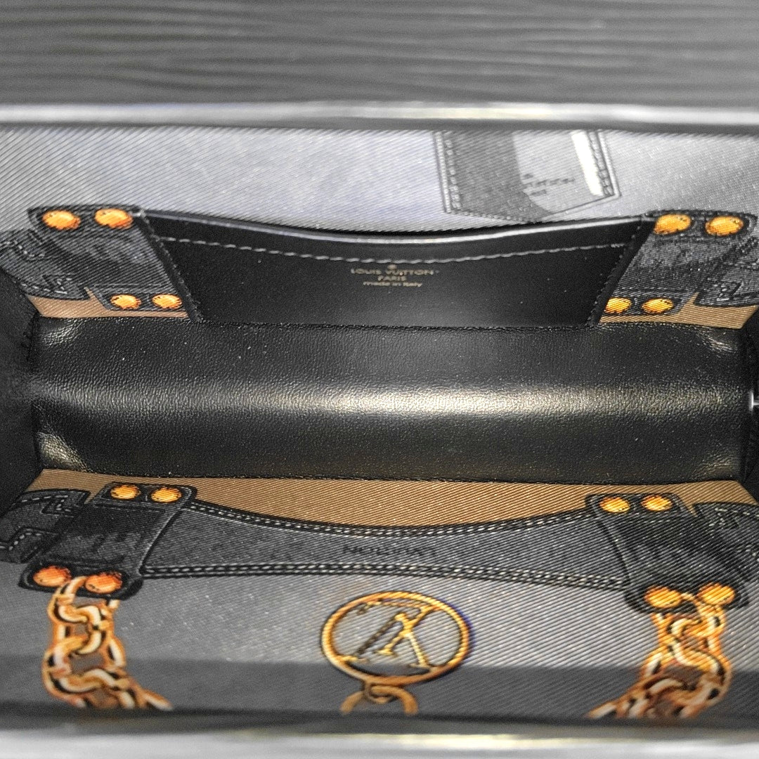LOUIS VUITTON PETITE MALLE Black EPI Calfskin Water Ripple Pattern Crossbody Shoulder Bag Gold Hardware Removable Shoulder Strap-(SKU)-968078089