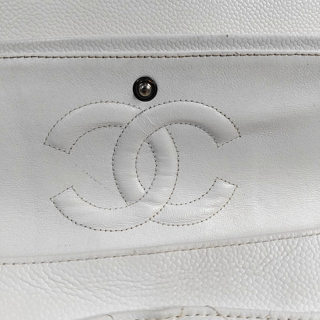 CHANEL CLASSIC FLAP Medium White Quilted Leather Grained Single Shoulder Bag Crossbody Bag with Silver Hardware 12 opening-(SKU)-961743438