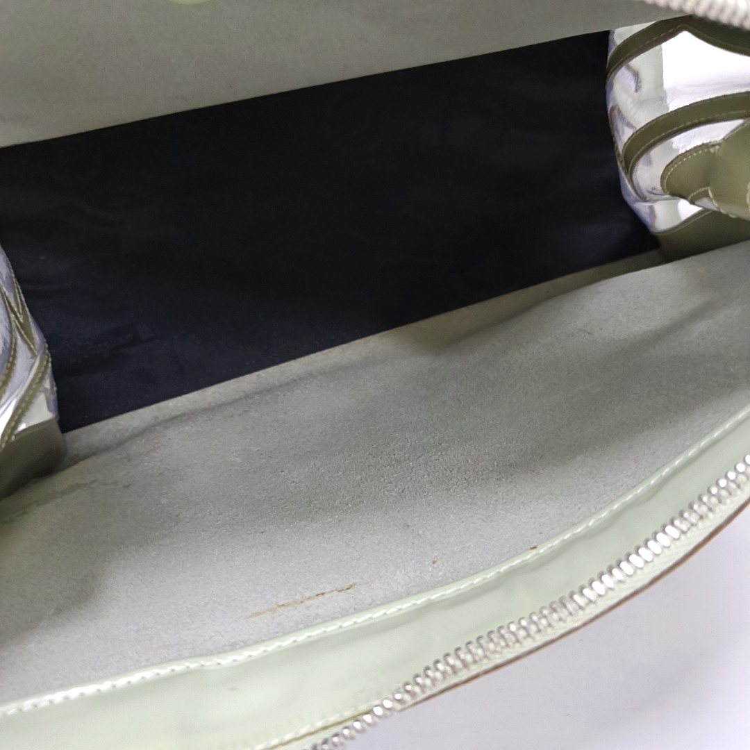 FERRAGAMO Tote bag Light Green Cowhide Single Shoulder Bag Tote Bag Silver Hardware-(SKU)-930402799