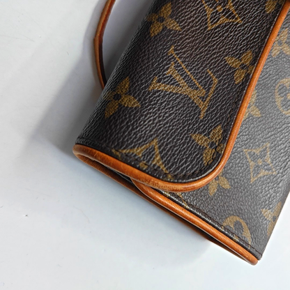 LOUIS VUITTON FLORENTINE Brown Coated Canvas Fanny Pack斜挎包腰包/胸包 Golden hardware Removable shoulder strap-(SKU)-946317120