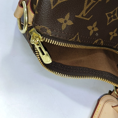 LOUIS VUITTON KEEPALL 50, brown coated canvas monogram Boston bag, shoulder bag, handbag with golden hardware and detachable strap-(SKU)-958409659