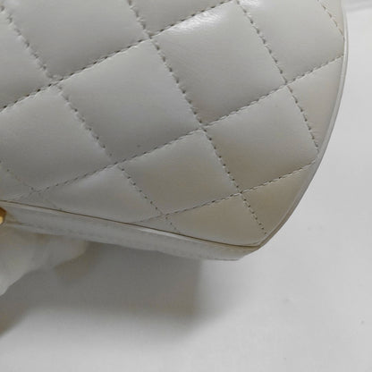 CHANEL ROUND VANITY white lambskin quilted diamond pattern crossbody bag shoulder bag gold hardware-(SKU)-966962646