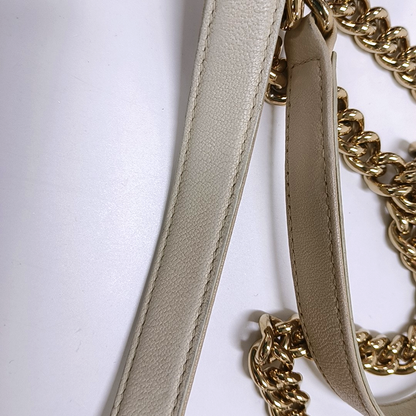 CHANEL ELAPHE White Lamb Skin V-Stitch Single Shoulder Bag Handbag Crossbody Bag with Gold Hardware-(SKU)-964402541