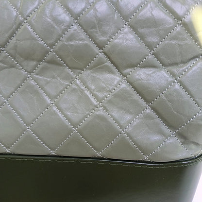 CHANEL GABRIELLE Medium Green Leather Quilted Single Shoulder Bag 24 Clasp Golden Hardware Removable Strap-(SKU)-965602113