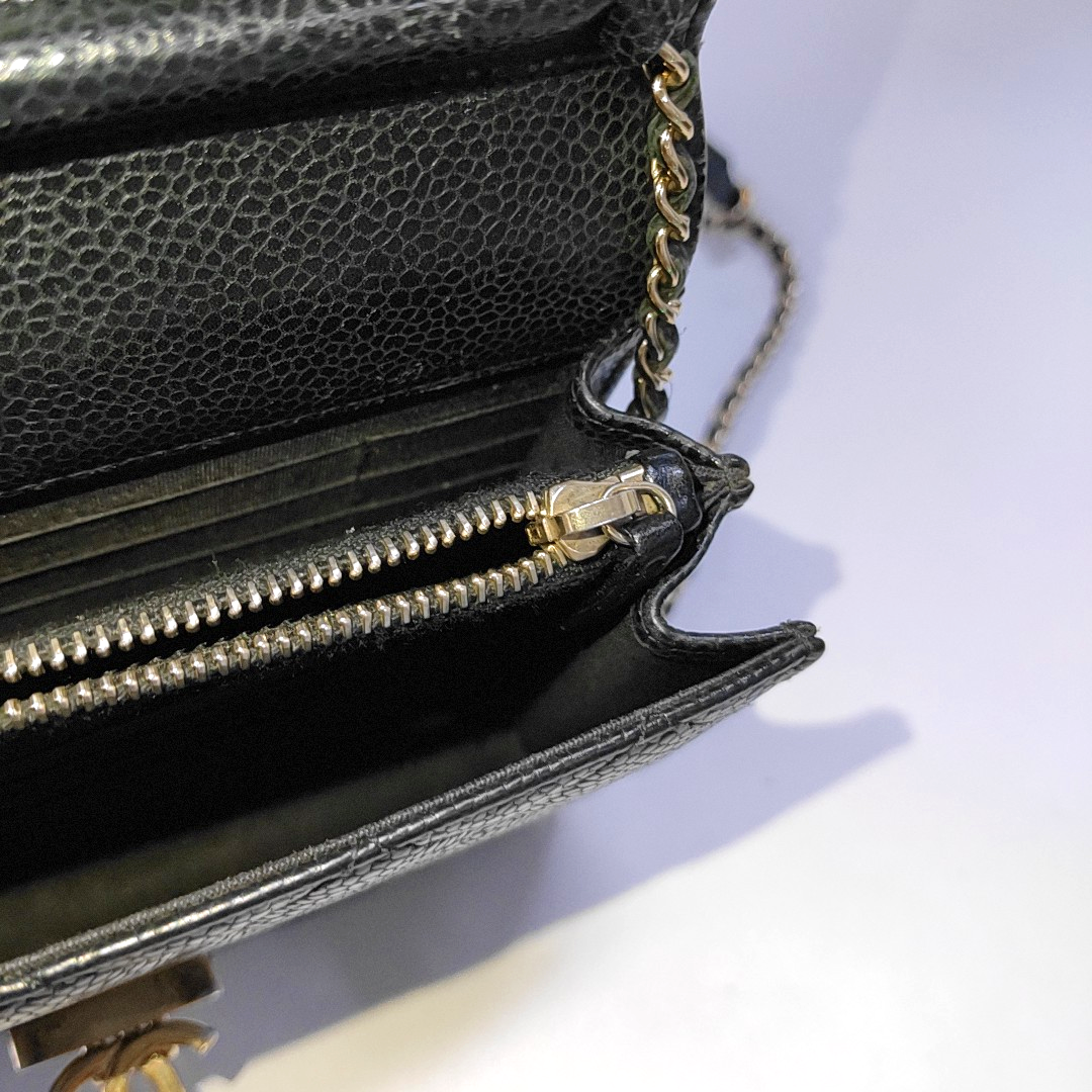 CHANEL DOUBLE CC Black Calfskin Quilted Leather Single Shoulder Bag Crossbody Bag Golden Hardware 25 Clasp-(SKU)-961310373