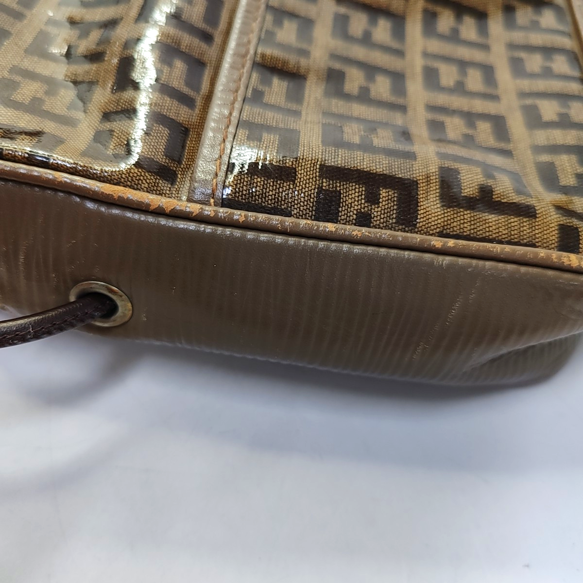 FENDI 棕色特殊材质双F斜挎包Shoulder Bag Brown Hardware-(SKU)-945609210