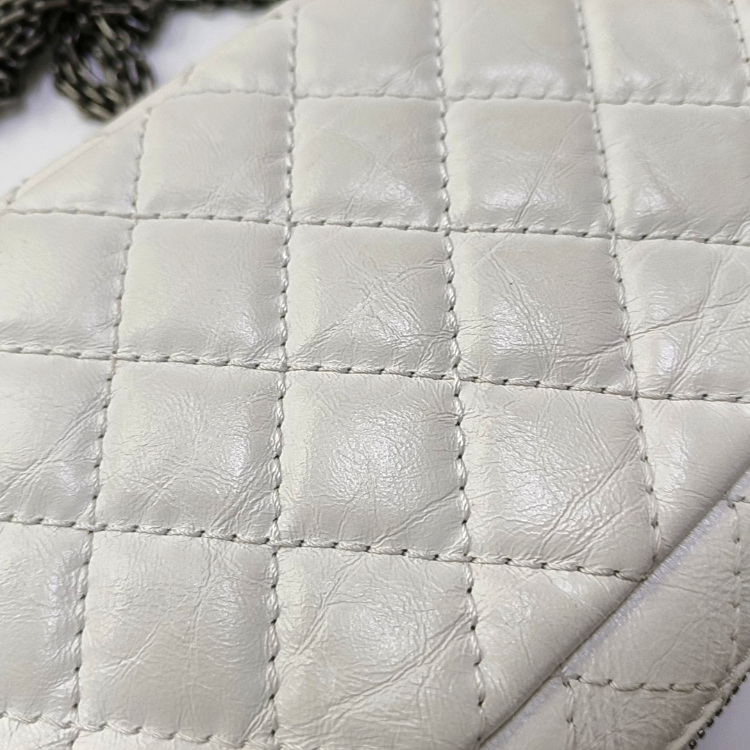 CHANEL 2.55 White Calfskin Quilted Crossbody Shoulder Bag Palladium Hardware 25 Flap-(SKU)-951553361