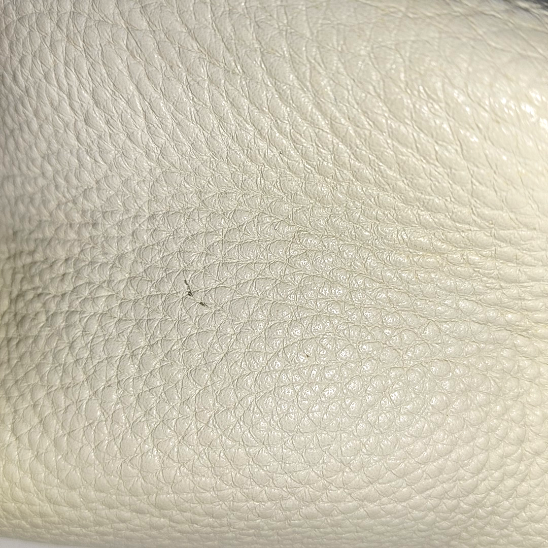 FERRAGAMO Sookie White Leather Handbag Golden hardware-(SKU)-13881805
