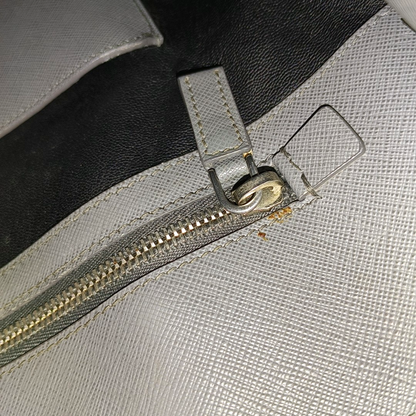 PRADA Tote bag Gray Cowhide Crosshatch Pattern Handbag, Single Shoulder Bag, Crossbody Ruthenium color hardware-(SKU)-951947159