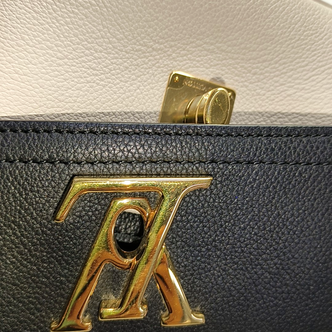 LOUIS VUITTON LOCKME TENDER Black Leather Shoulder Bag with Shoulder Strap, Gold Hardware, Removable Shoulder Strap-(SKU)-963366235