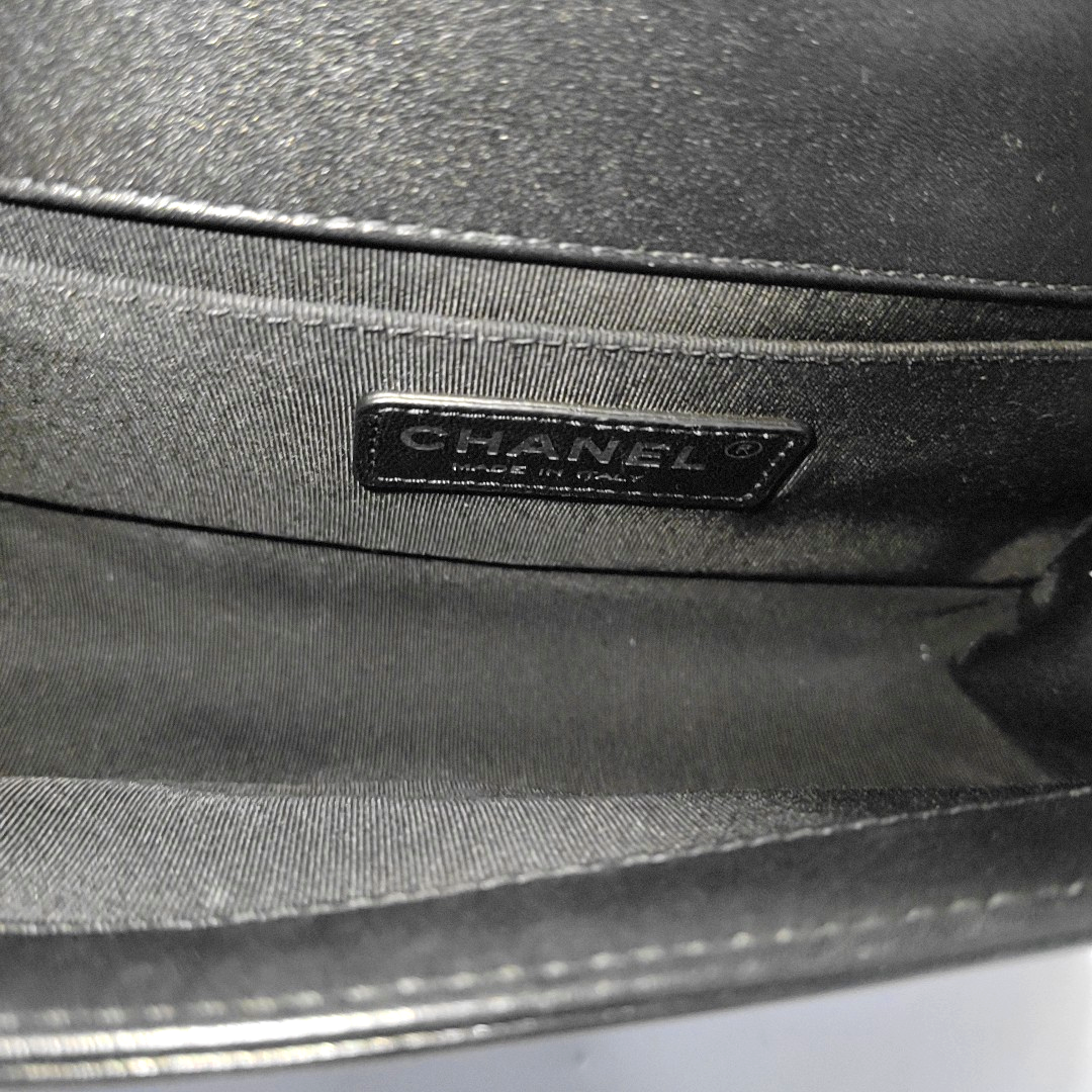 CHANEL BOY CHANEL Small Multicolor Embossed Leather Shoulder Bag Crossbody Palladium Hardware 20 Clasp Removable Strap-(SKU)-931095123