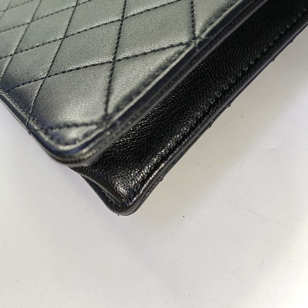 CHANEL CLASSIC VERTICAL PEARL Small Size Black Lamb Skin Quilted Crossbody Shoulder Bag Silver Hardware 29 Clasp-(SKU)-957700212