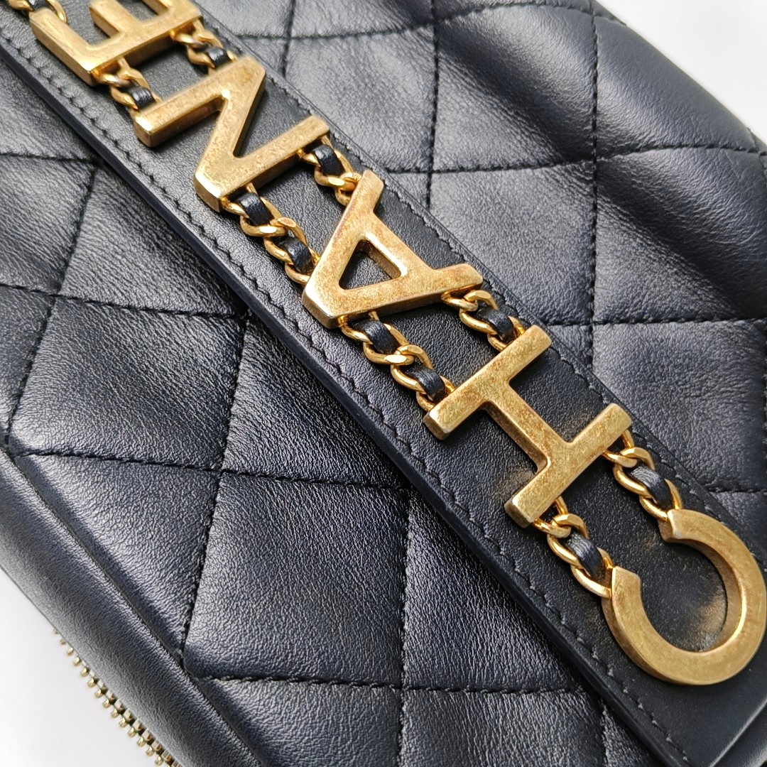 CHANEL LOGO ENCHAINED FLAP Black Leather Quilted Shoulder Bag Tote Bag Crossbody Golden Hardware 29cm Complete Accessories-(SKU)-947761460