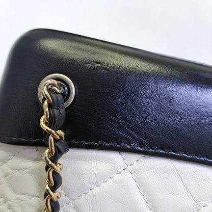 CHANEL GABRIELLE small size white leather quilted Gabrielle bag, backpack with gold ruthenium hardware and 24 chain links-(SKU)-968674094