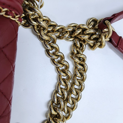 CHANEL BOY CHANEL Small Red Leather Quilted Shoulder Bag with Shoulder Strap and Handle, Gold Hardware, 23 Opening, Detachable Strap-(SKU)-955618123