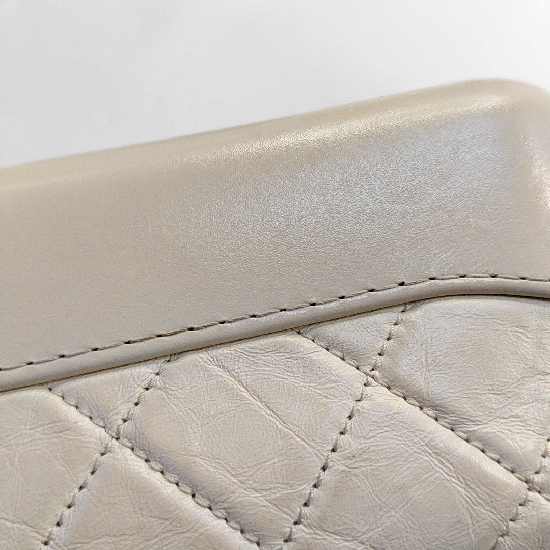 CHANEL GABRIELLE Small White Vintage Calfskin Quilted Chain Bag Crossbody Bag, Single Shoulder Bag, Gold and Silver Rhodium-Plated Hardware, 26 Clasp, Detachable Shoulder Strap-(SKU)-968499103