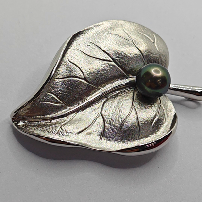 TASAKI 银色925银,珍珠胸针-(SKU)-943460215