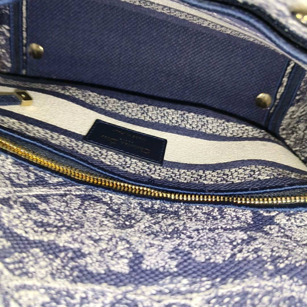DIOR Lady D-Lite medium size blue fabric embroidered shoulder bag gold hardware detachable shoulder strap-(SKU)-934742654