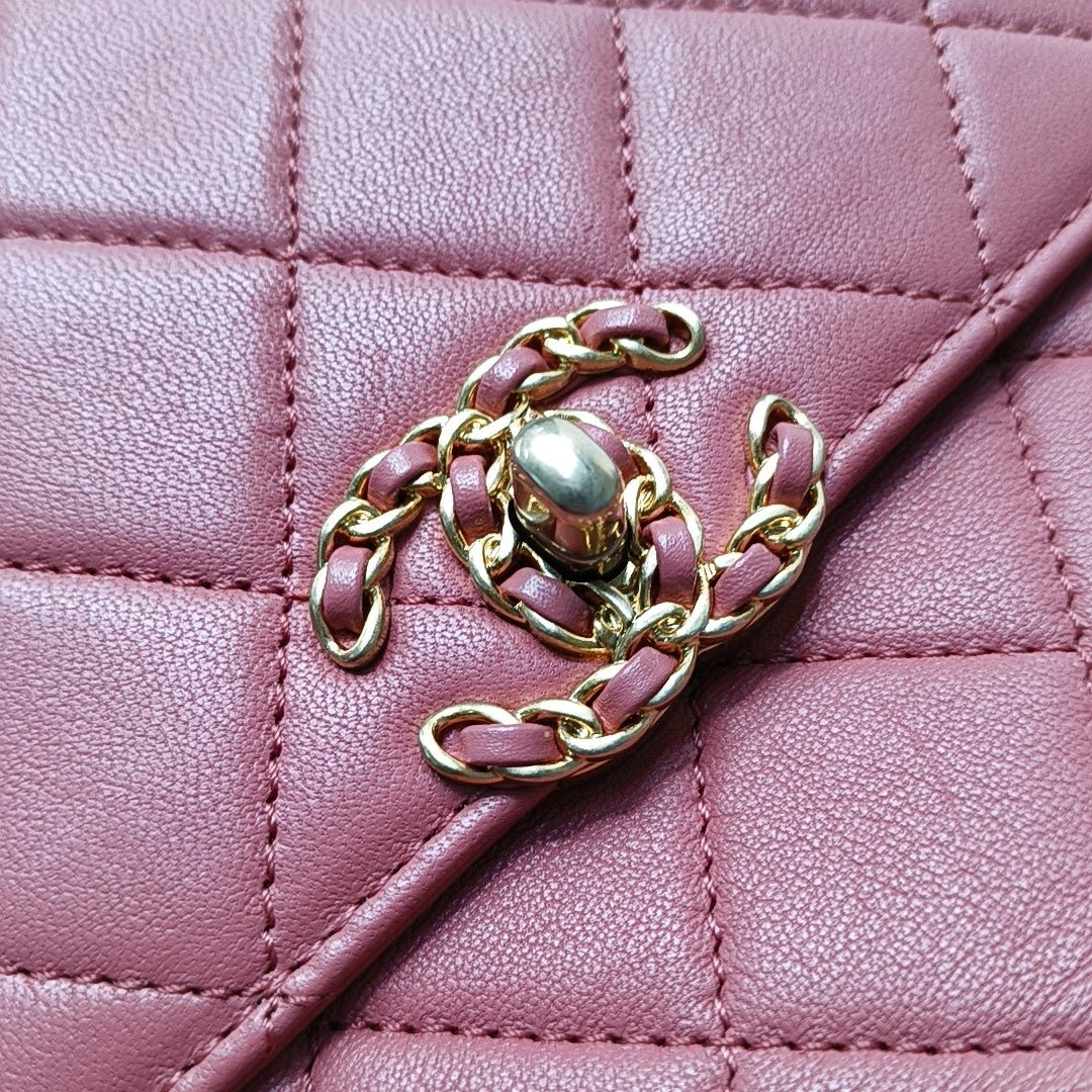 CHANEL CHAIN INFINITY TOP HANDLE Pink Leather Quilted Chain Bag Single Shoulder Bag, Handbag, Crossbody Bag, Gold Hardware, 28 Clasp-(SKU)-966446477