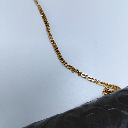 BURBERRY Black牛皮浮雕TBShoulder Bag Golden hardware Removable shoulder strap-(SKU)-953270143