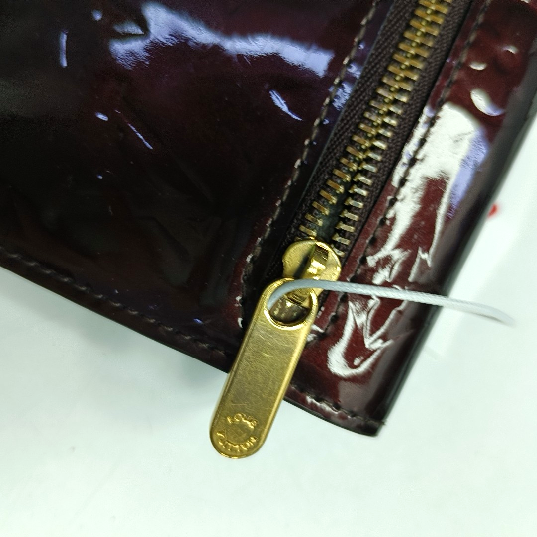 LOUIS VUITTON KOALA Burgundy patent leather vintage embossed wallet Golden hardware-(SKU)-950590623