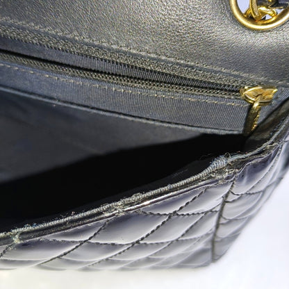 CHANEL CLASSIC FLAP Medium Black Patent Leather Cannage Flap Single Shoulder Bag Gold Black Red Hardware 13 Clasp-(SKU)-969308446