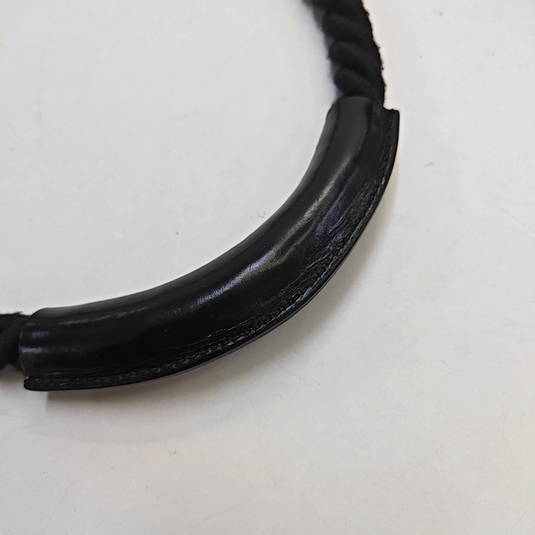 CHANEL EN VOGUE Black LambSkin Quilted Shoulder Bag Handbag with Gold Hardware, 27 Clasp-(SKU)-947279810