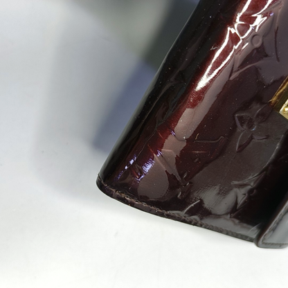 LOUIS VUITTON KOALA Burgundy patent leather vintage embossed wallet Golden hardware-(SKU)-950590623