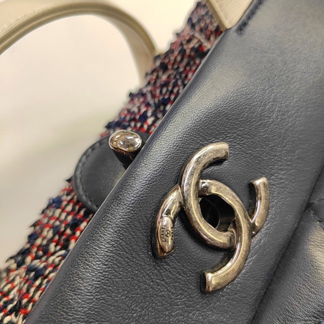 CHANEL PORTOBELLO Blue Calfskin Quilted Crossbody Shoulder Bag with Palladium Hardware, 22K-(SKU)-967668777
