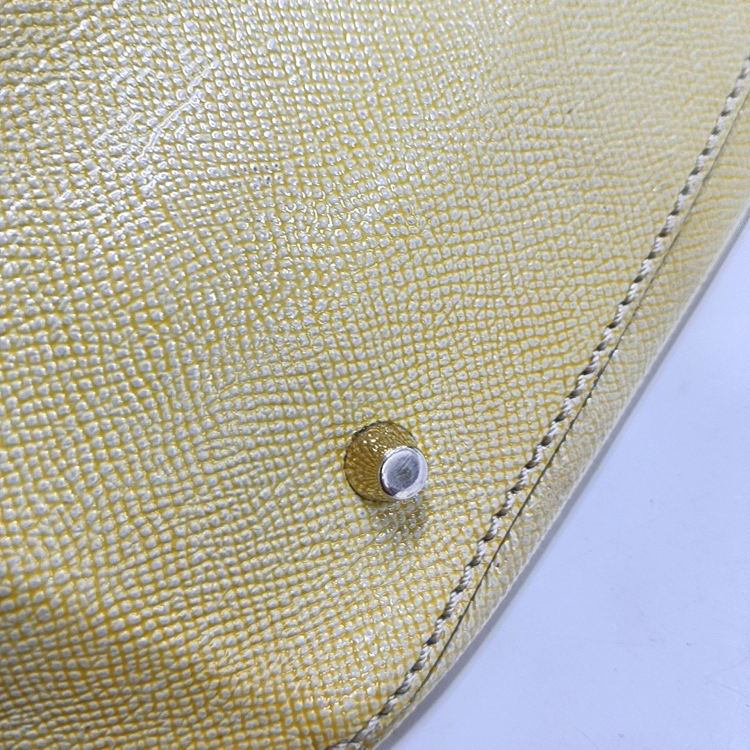 BURBERRY Khaki cowhide embossed handbag Golden hardware-(SKU)-953577933