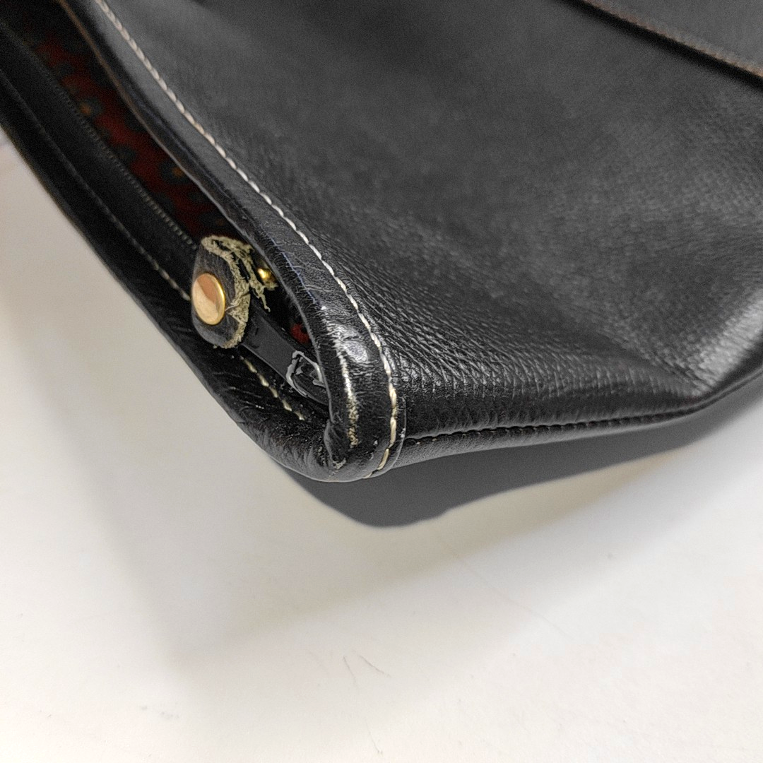 LOEWE Black Cowhide Clutch Golden hardware-(SKU)-941331877