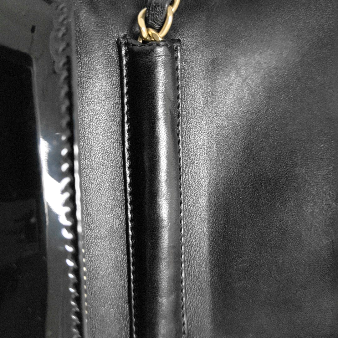 CHANEL 2.55 Black Patent Leather Single Shoulder Bag Crossbody Bag Golden Hardware 12 Clasp-(SKU)-956888916