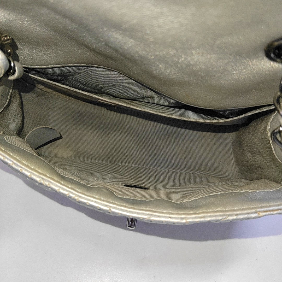 CHANEL CLASSIC FLAP Mini Silver Lamb Skin Quilted Square Crossbody Shoulder Bag Silver Hardware 19 Clasp-(SKU)-968090847