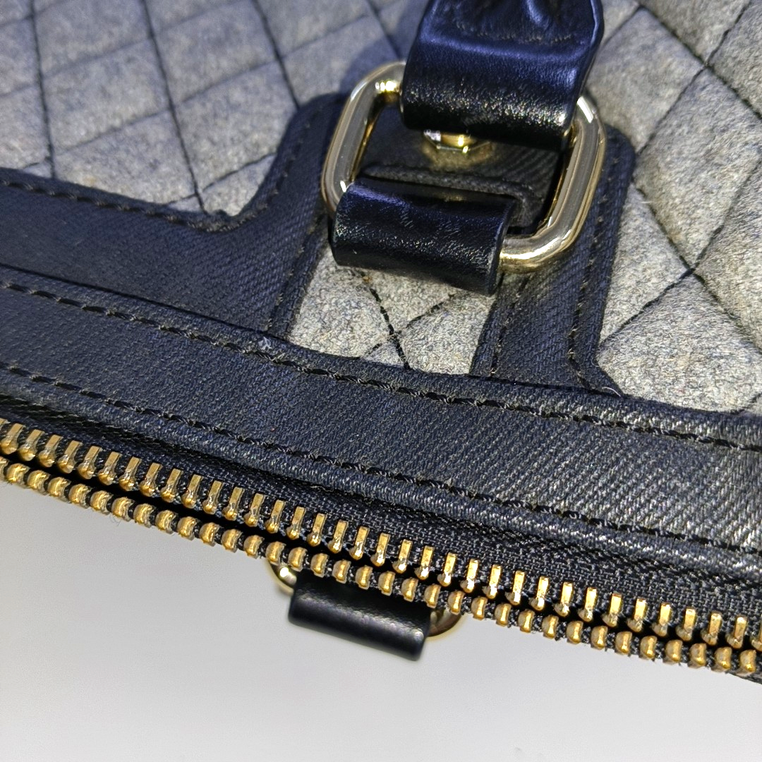 DIESEL Gray Fabric Quilted Single Shoulder Bag Golden hardware Removable shoulder strap-(SKU)-938079464
