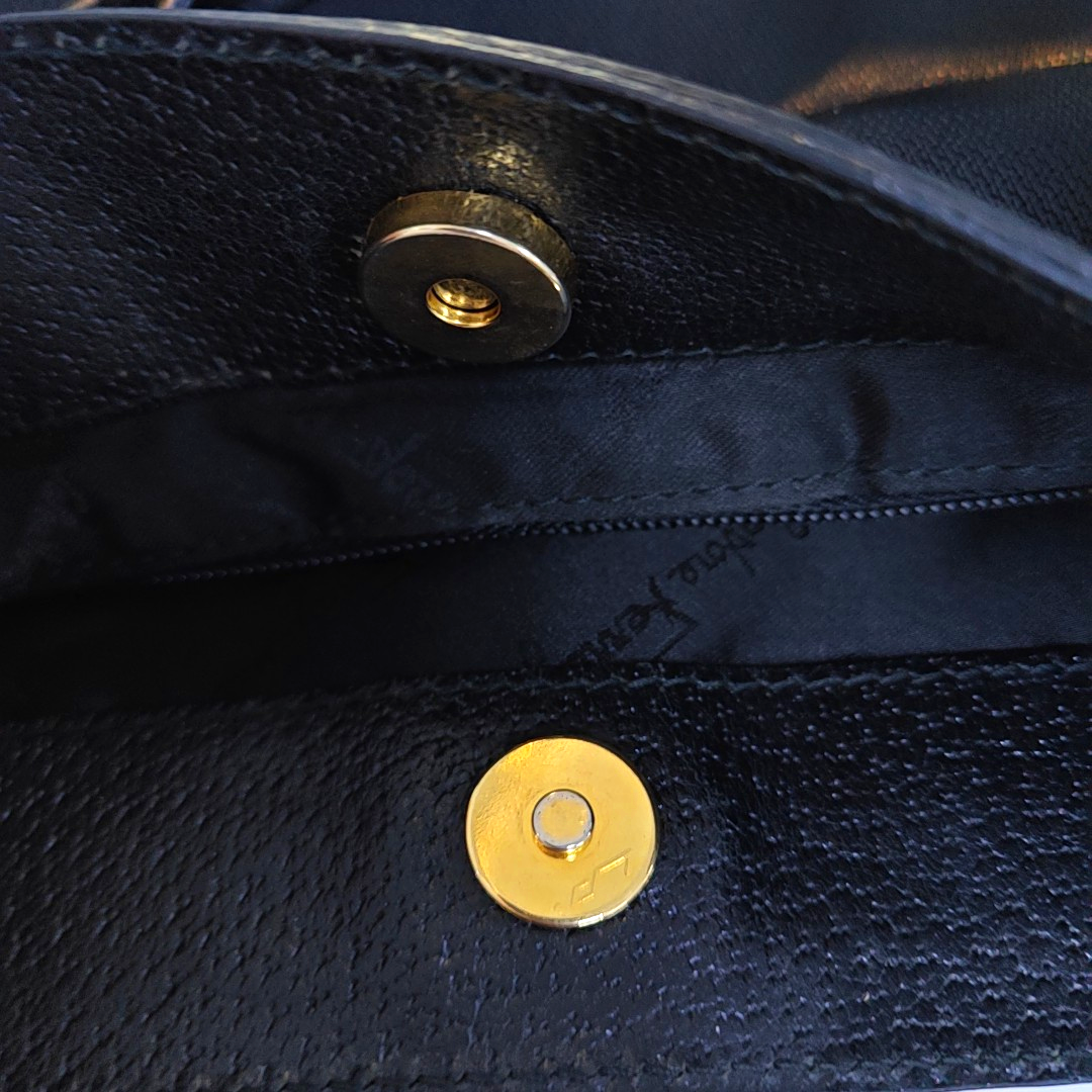 FERRAGAMO Tote bag Black Fabric Single Shoulder Bag Golden hardware-(SKU)-935409677