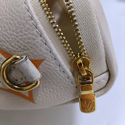 LOUIS VUITTON GRADIENT Mini Beige Leather Monogram Vernis Crossbody Shoulder Bag Hobo Bag with Gold Hardware and 2 Detachable Straps-(SKU)-967336179